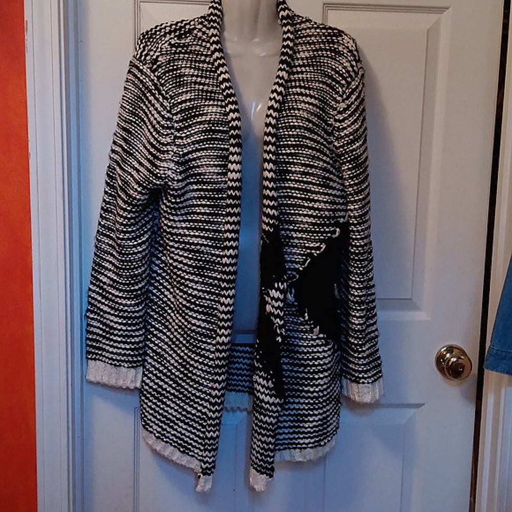 Knit Sweater Jacket Black & White Large